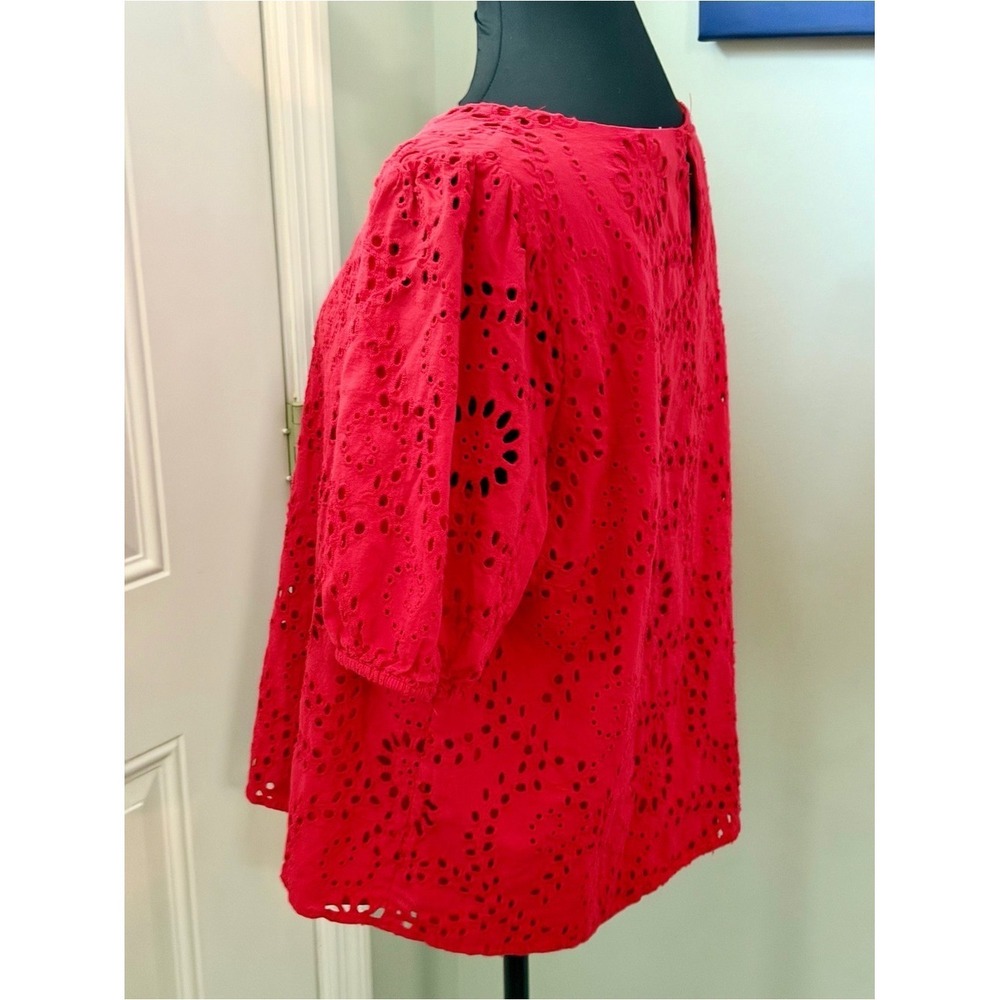 Beacon Bright Red Eyelet Puff-Sleeve Blouse - Picture 3 of 10